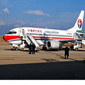 青岛胶东航空物流航空快运业稳步发展的原因是什么？